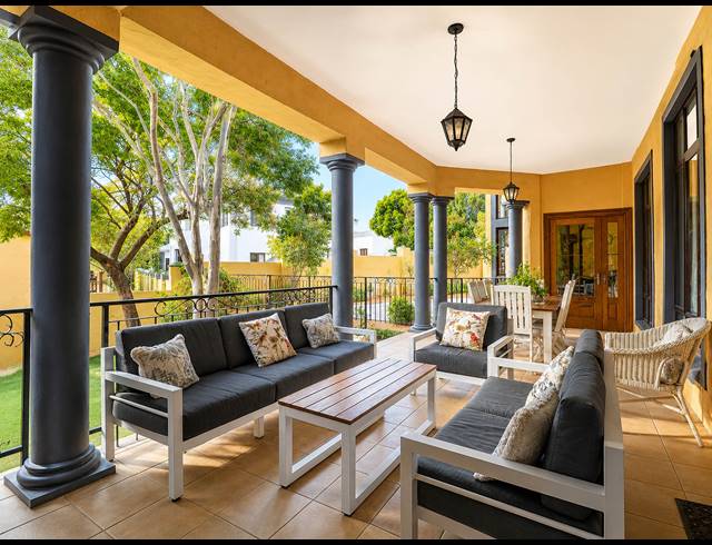 5 BEDROOM GOLF ESTATE FOR SALE IN BLUE VALLEY GOLF ESTATE